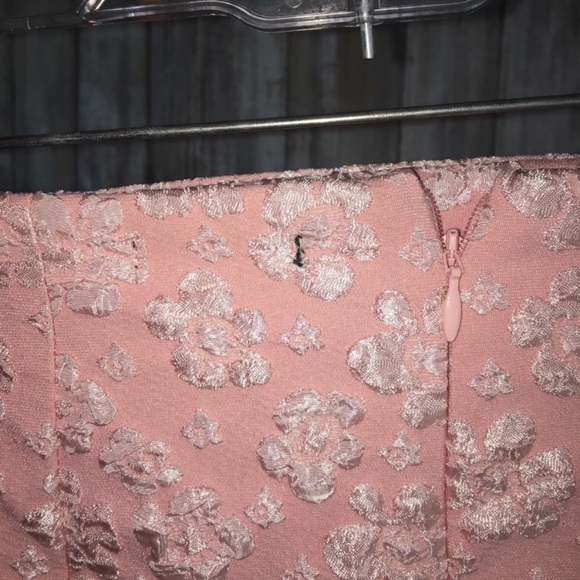 NWT SPRING Wild Fable Pink Floral Raised Skirt - Picture 5 of 6